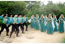 Крымско-татарский ансамбль песни и танца «Хайтарма»